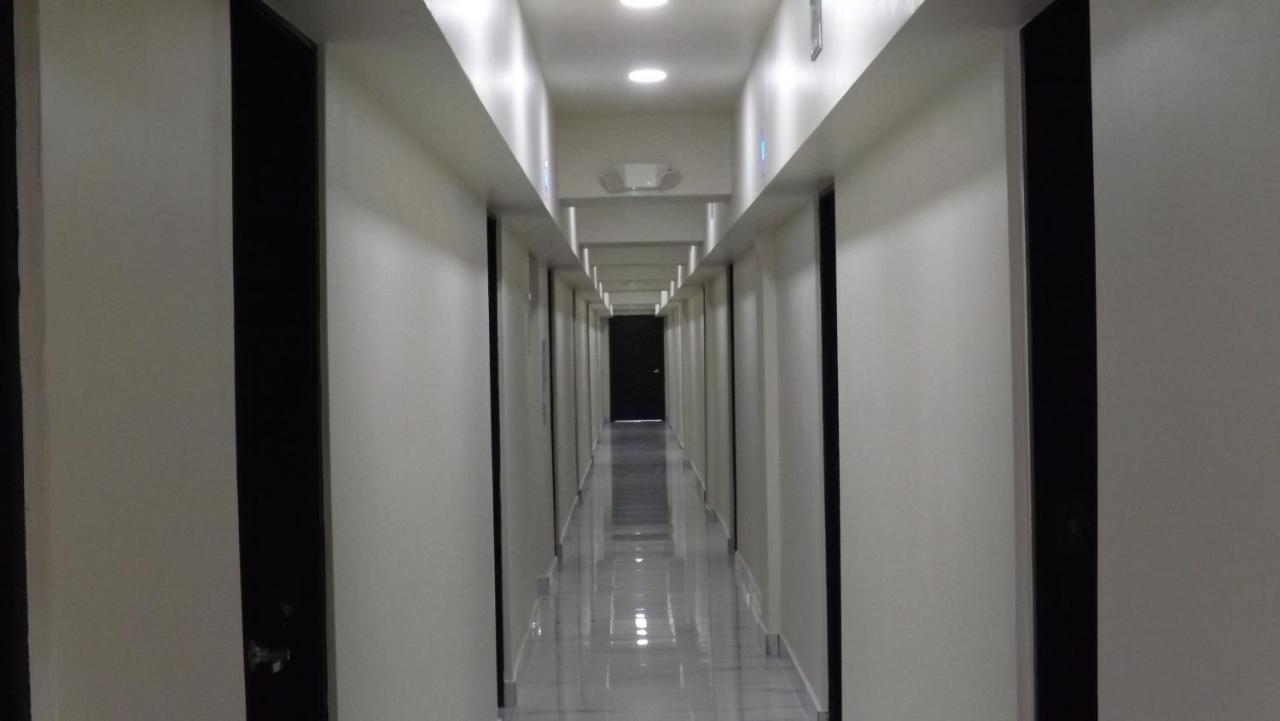 Hotel Mision 11 Тихуана Экстерьер фото
