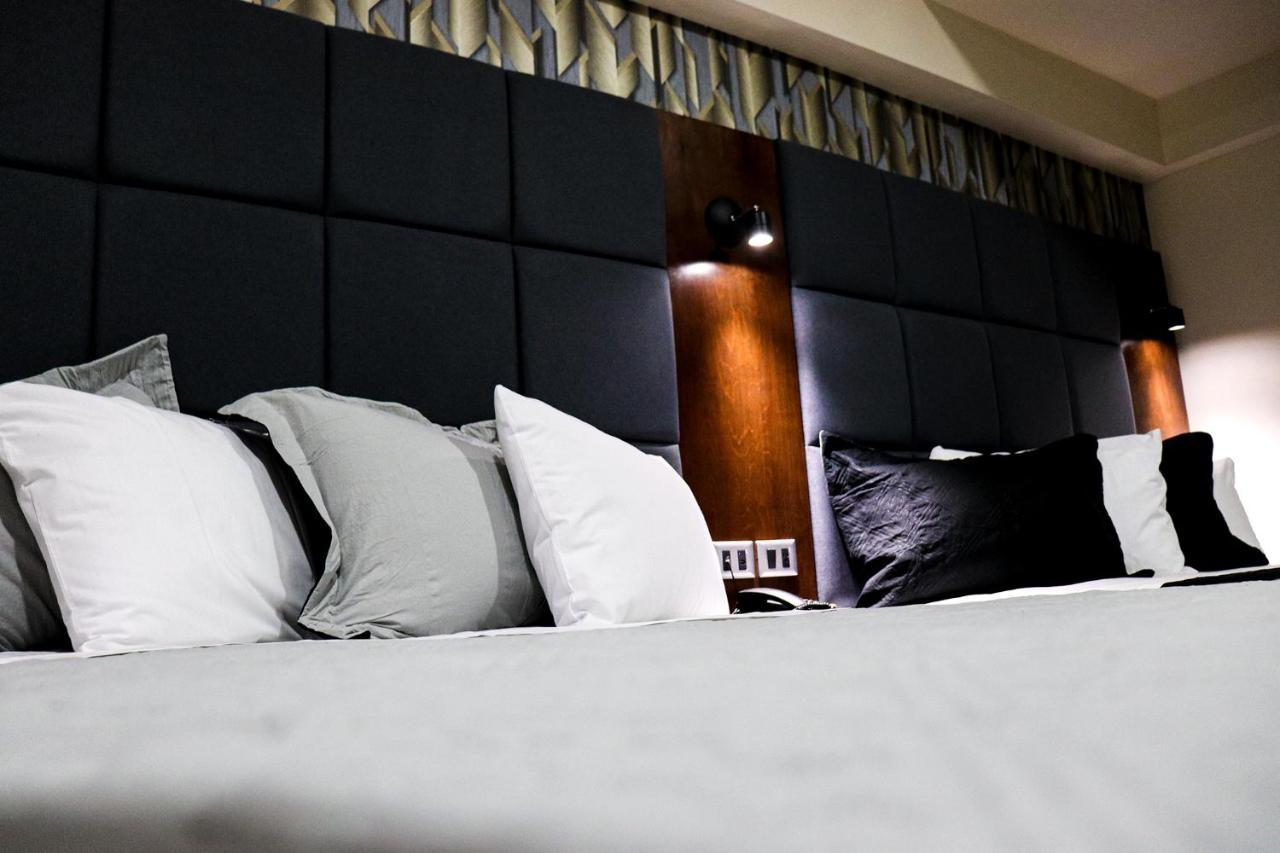 Hotel Mision 11 Тихуана Экстерьер фото