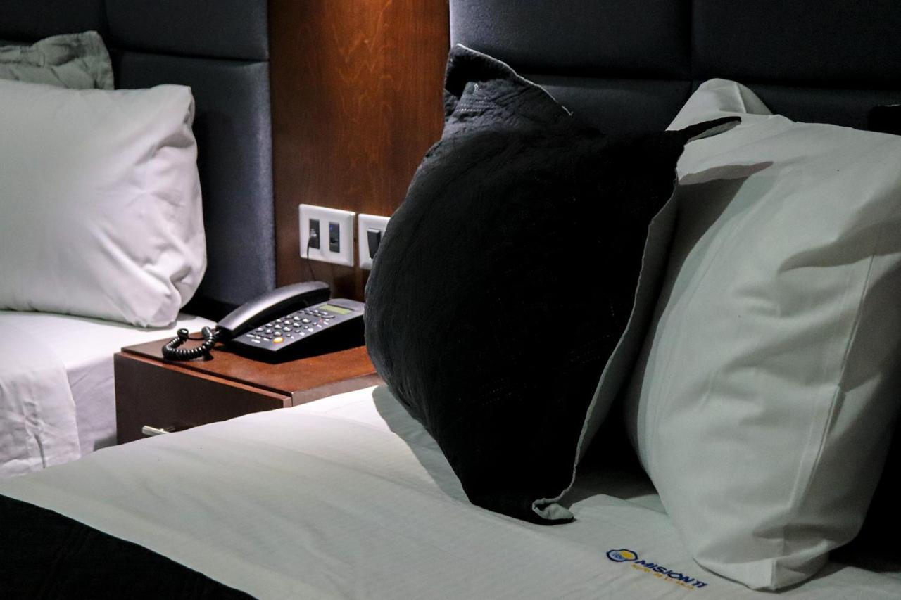 Hotel Mision 11 Тихуана Экстерьер фото